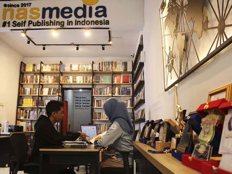 4.-CS-Konsultan-Nasmedia-copy1